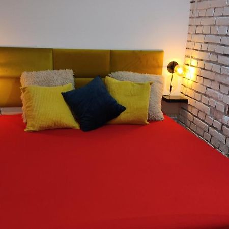 كراكوفيا Cosy Dungeon Double Room With Ac المظهر الخارجي الصورة