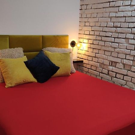 كراكوفيا Cosy Dungeon Double Room With Ac المظهر الخارجي الصورة